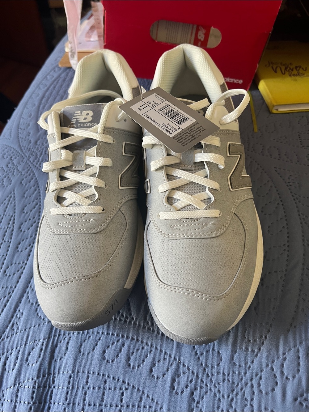 New Balance 574 Greens V2 Women’s Shoes - Light Grey - NEW Size 11